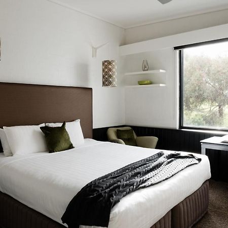 Waurn Ponds Estate Hotell Exteriör bild
