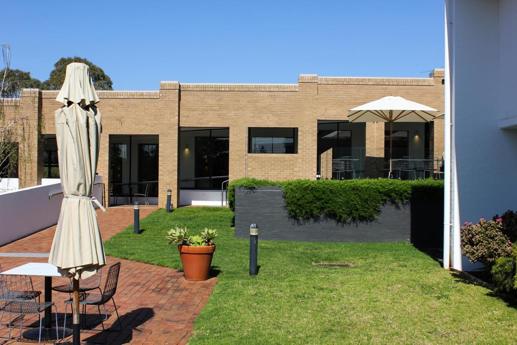 Waurn Ponds Estate Hotell Exteriör bild